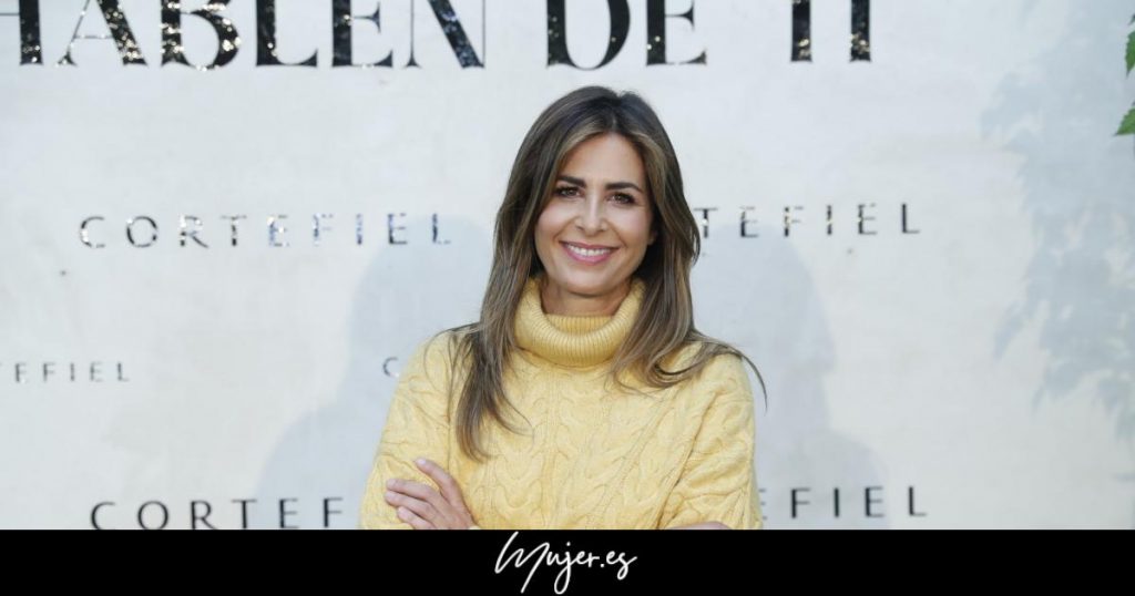 Así debe ser el vestido que llevaremos con botas ‘cowboy’ esta primavera, según Nuria Roca