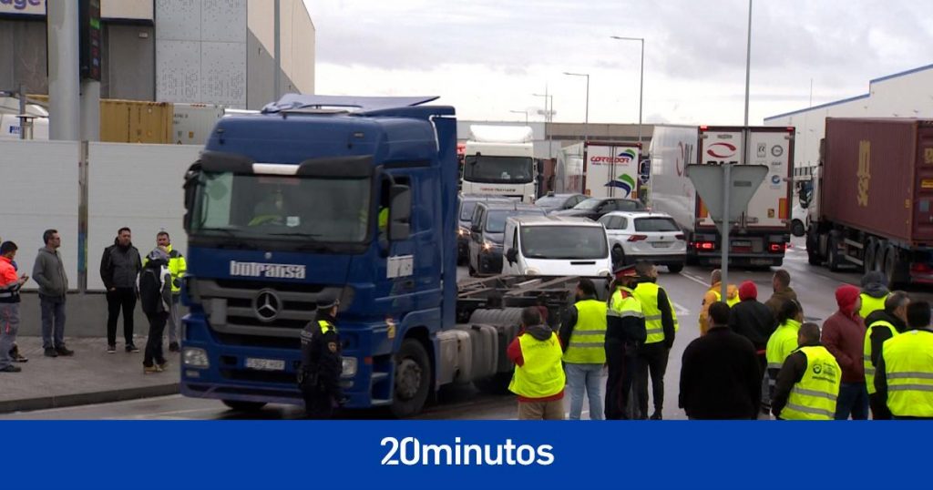 Un agente de paisano, forcejeo con un piquete… lo que se sabe del herido de bala en la protesta de los transportistas