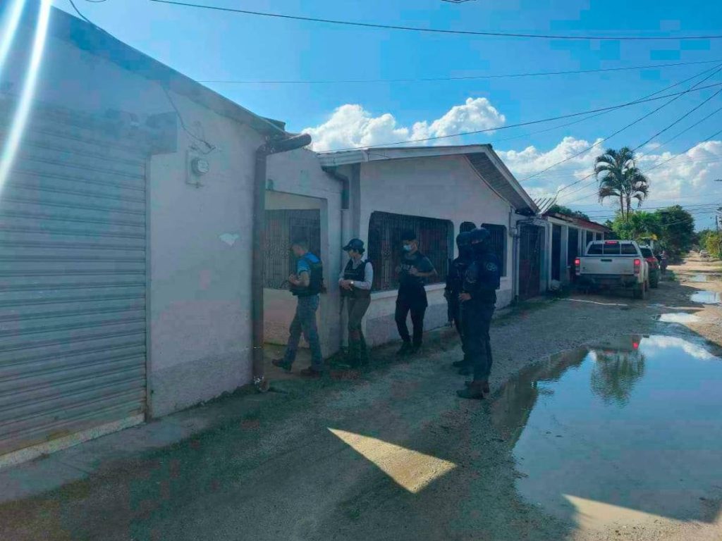 Evidencias nuevas en vivienda de implicado en masacre