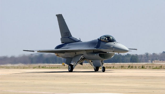 Air Force Spox explica por qué el problema del F-16 debe mencionarse todo el tiempo