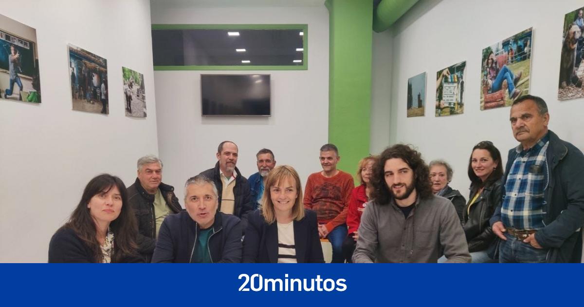 Covadonga Tomé continúa el encierro en la sede de Podemos en Gijón para exigir que se respete la lista autonómica Covadonga Tomé continúa el encierro en la sede de Podemos en Gijón para exigir que se respete la lista autonómica