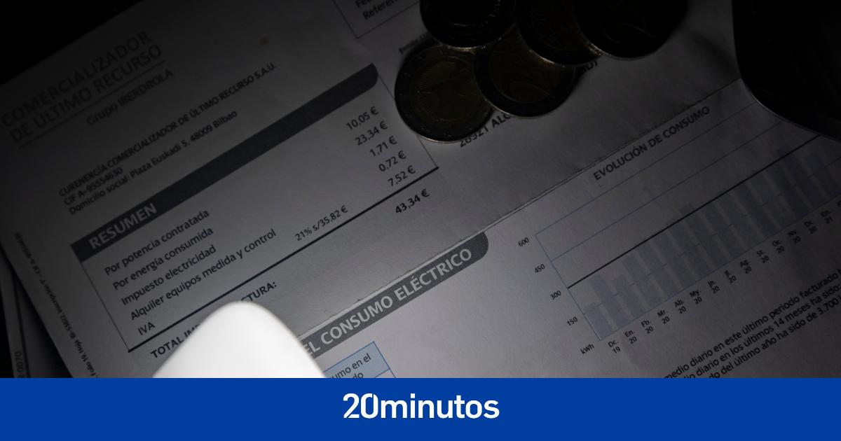 El precio de la luz continúa bajando y este lunes será de cero euros durante dos horas El precio de la luz continúa bajando y este lunes será de cero euros durante dos horas