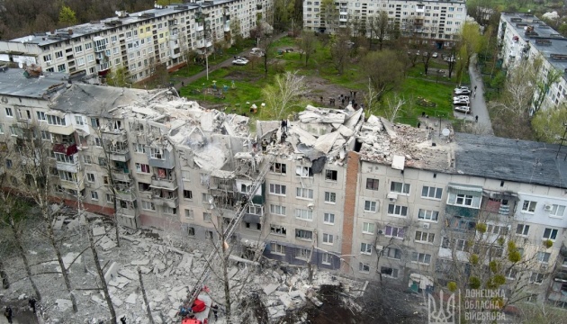 La operación de rescate en Slavyansk ha terminado, 15 personas han sido sacadas de los escombros La operación de rescate en Slavyansk ha terminado, 15 personas han sido sacadas de los escombros