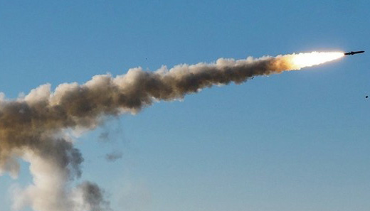 Rusia puede haber intentado interceptar suministros militares ucranianos con un reciente ataque con misiles: inteligencia británica