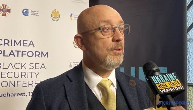 Reznikov y Joanna discuten la modernización de las adquisiciones de defensa en Ucrania