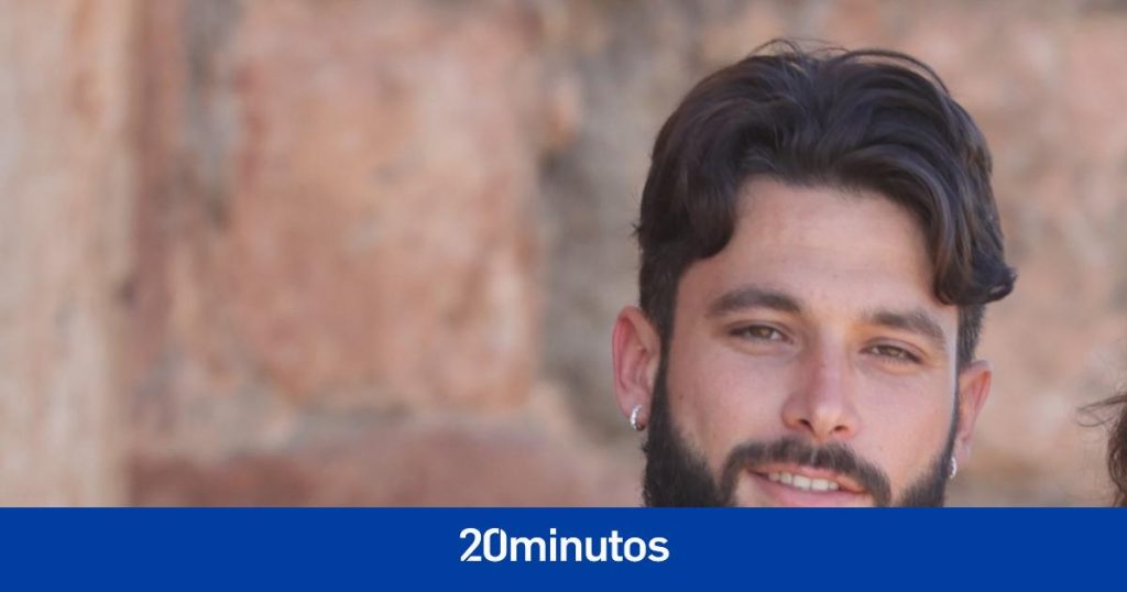 «Solo mírame con esos ojitos lindos» «Solo mírame con esos ojitos lindos»