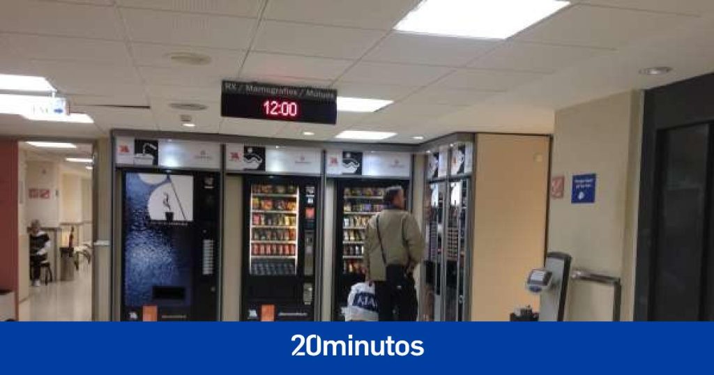 Una doctora enseña la máquina expendedora de un hospital y arrasa: «¡Qué ambientazo!» Una doctora enseña la máquina expendedora de un hospital y arrasa: «¡Qué ambientazo!»