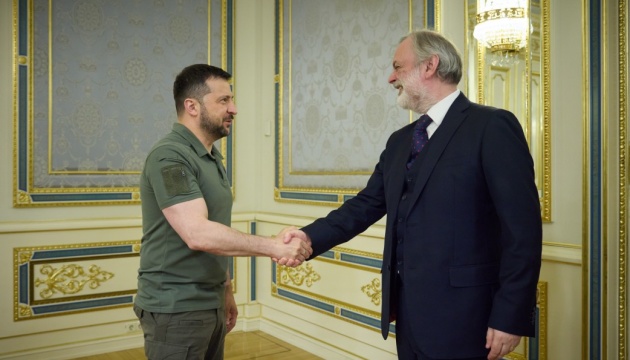 Zelensky habla sobre fortalecer el apoyo a la defensa con el asesor del primer ministro británico Zelensky habla sobre fortalecer el apoyo a la defensa con el asesor del primer ministro británico