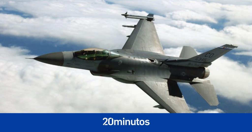 Un caza estadounidense F-16 se estrella cerca de Seúl Un caza estadounidense F-16 se estrella cerca de Seúl
