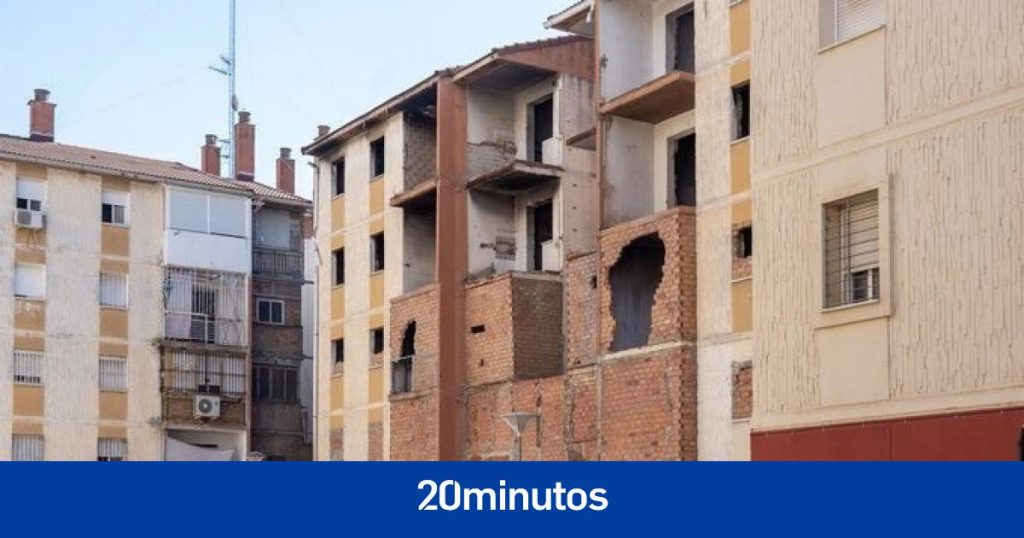 Un hombre atrincherado y varios heridos en un tiroteo en las Tres Mil Viviendas de Sevilla Un hombre atrincherado y varios heridos en un tiroteo en las Tres Mil Viviendas de Sevilla