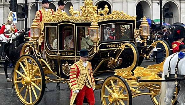 Zelenska, Schmihal en la Abadía de Westminster en la ceremonia de coronación de Carlos III Zelenska, Schmihal en la Abadía de Westminster en la ceremonia de coronación de Carlos III