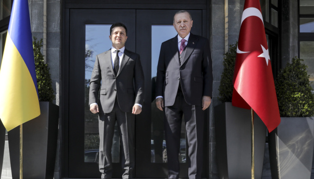 Zelensky felicita a Erdogan por la victoria en las elecciones presidenciales Zelensky felicita a Erdogan por la victoria en las elecciones presidenciales