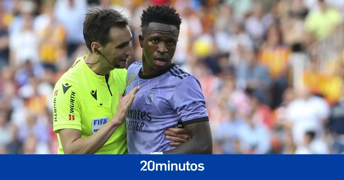 El juzgado acepta la petición de Vinícius y aplaza su declaración por los insultos racistas de Mestalla