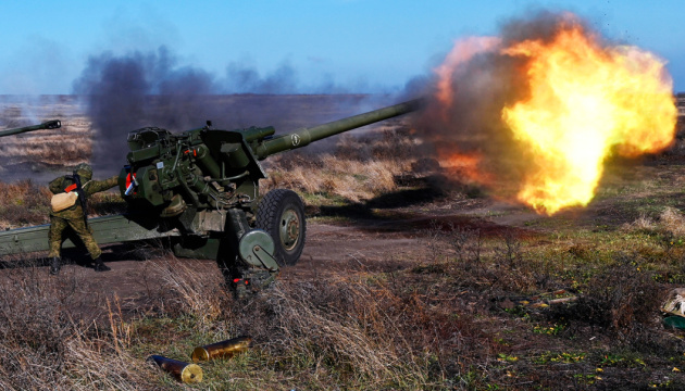 Invasores bombardean Nikolaevka en la región de Donetsk, se reportan bajas