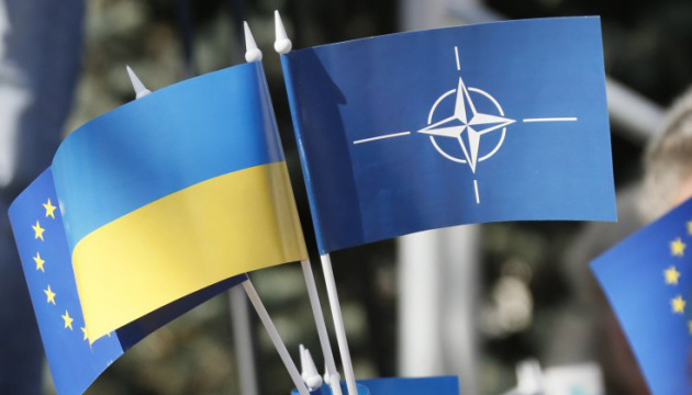 Los parlamentarios de los países de la OTAN adoptaron una declaración de apoyo a la adhesión de Ucrania