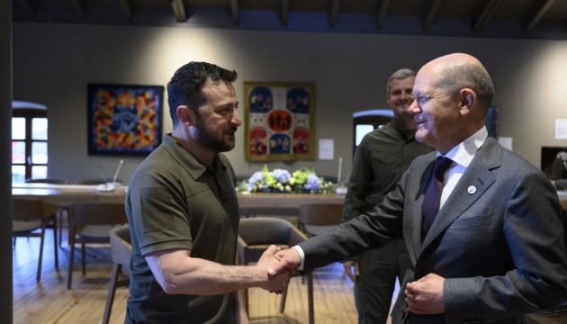 Zelensky y Scholz discuten la defensa aérea ucraniana, nuevas sanciones contra Rusia