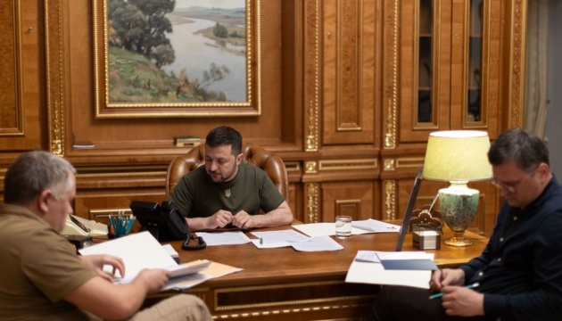 Zelensky y Støre discuten las necesidades de defensa de Ucrania y coordinan posiciones antes de la cumbre de la OTAN