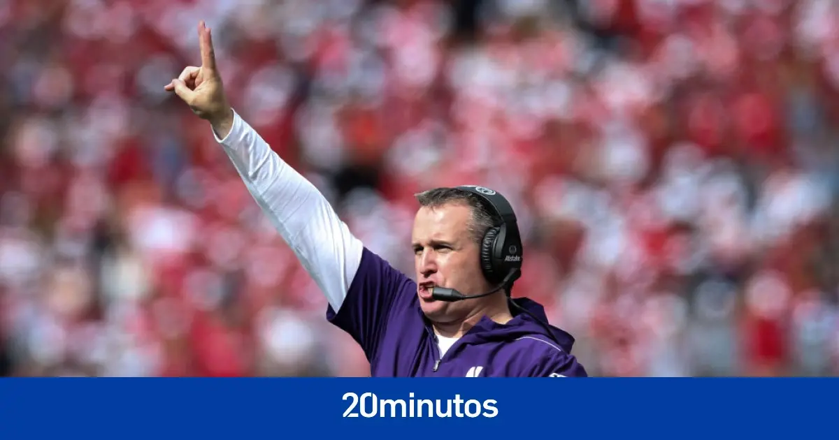 Despedido Pat Fiztgerald, el entrenador de fútbol americano que permitía novatadas y abusos sexuales al estilo de ‘La Purga’ Despedido Pat Fiztgerald, el entrenador de fútbol americano que permitía novatadas y abusos sexuales al estilo de ‘La Purga’