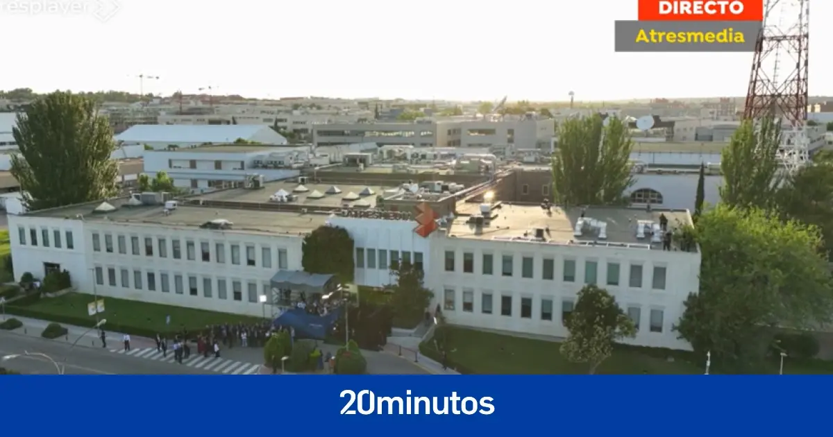 Las imágenes más importantes del cara a cara de Sánchez y Feijóo