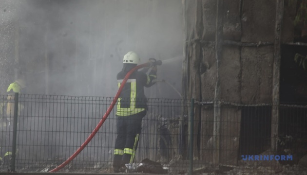 Se ha extinguido un incendio en una gasolinera en Kiev