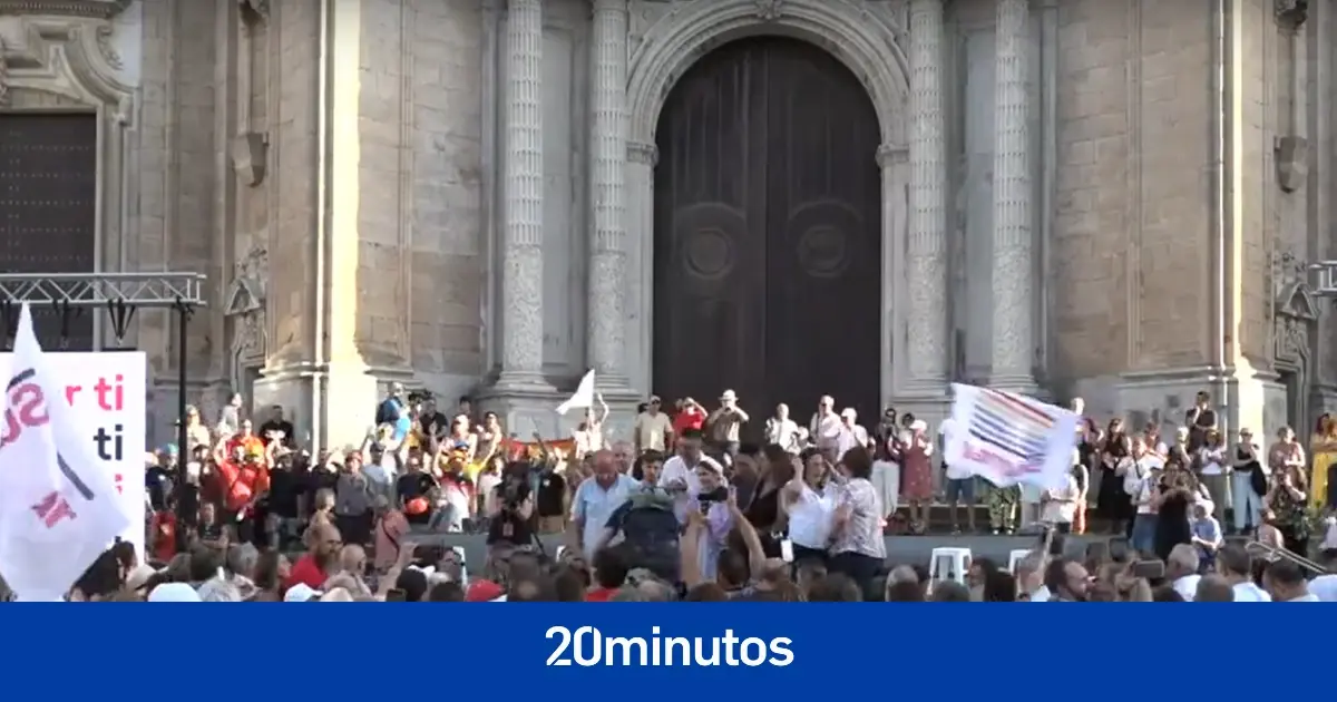 Trabajadores del metal ligados a Navantia enturbian el mitin de Yolanda Díaz en Cádiz