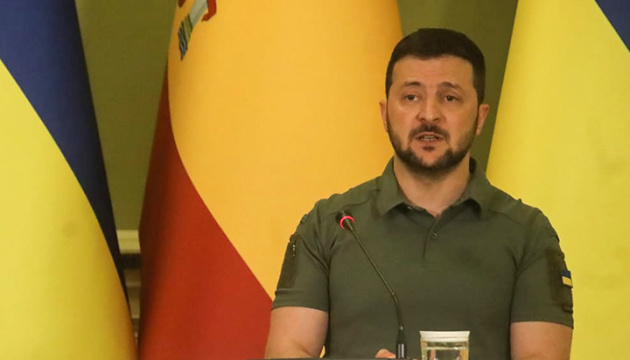 Zelensky y Sánchez discuten la integración de Ucrania en la UE, la OTAN, la Fórmula de la Paz