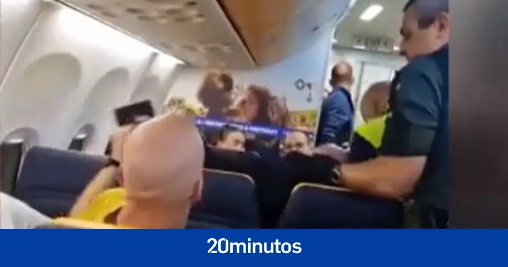 turistas ingleses descontrolados provocan el caos en vuelos a España turistas ingleses descontrolados provocan el caos en vuelos a España