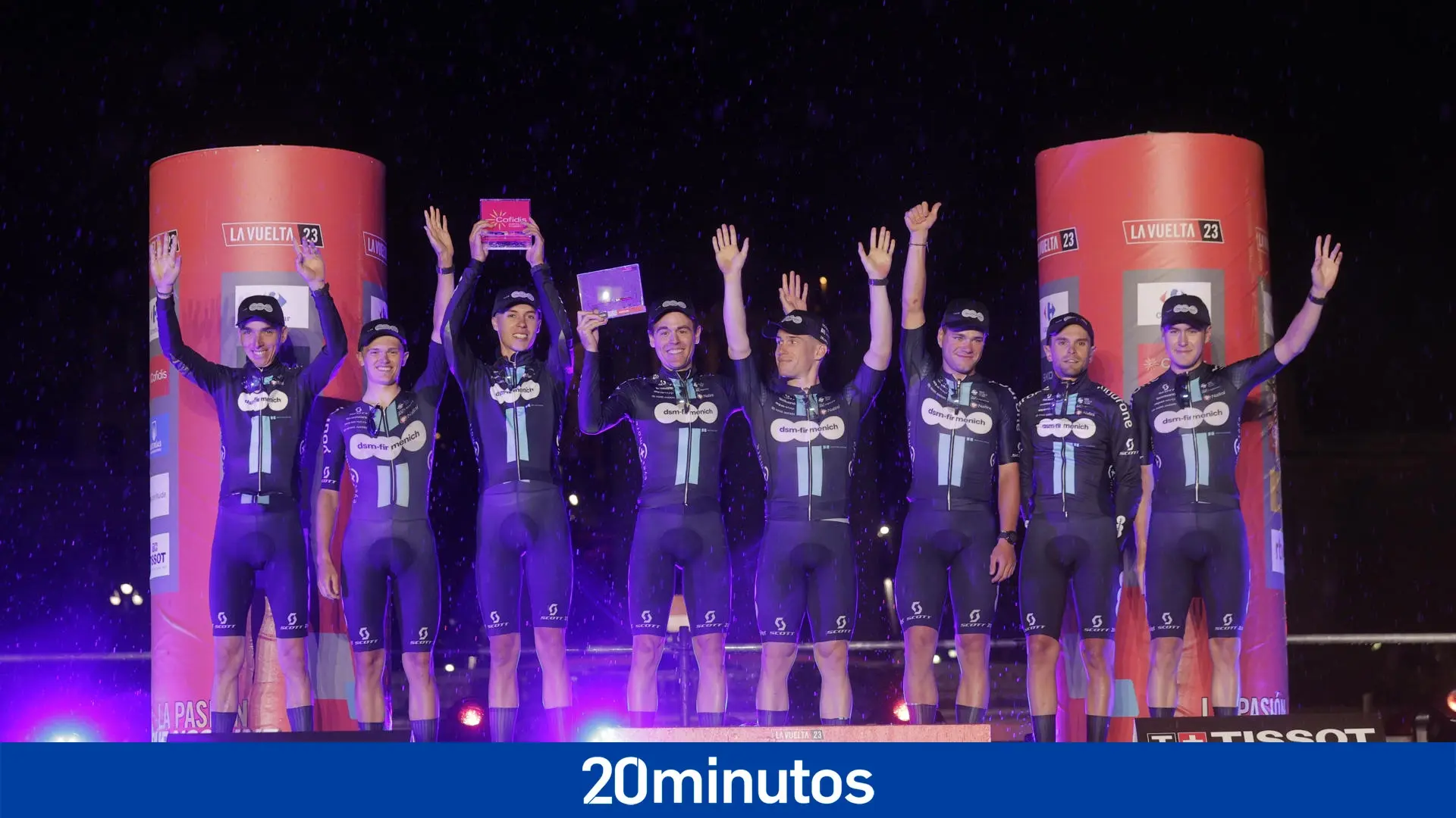 El DSM-Firmenich da la sorpresa en la Vuelta a España en su inicio en Barcelona