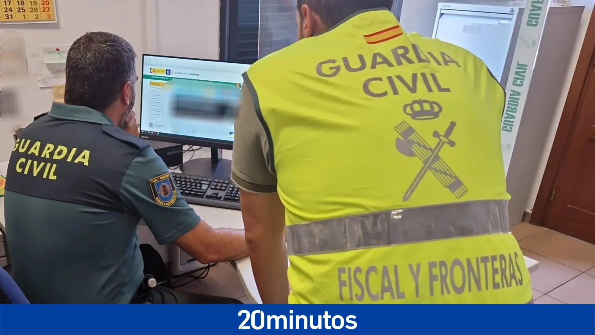 La Guardia Civil destapa un fraude fiscal de 30 millones en una empresa tabaquera canaria La Guardia Civil destapa un fraude fiscal de 30 millones en una empresa tabaquera canaria