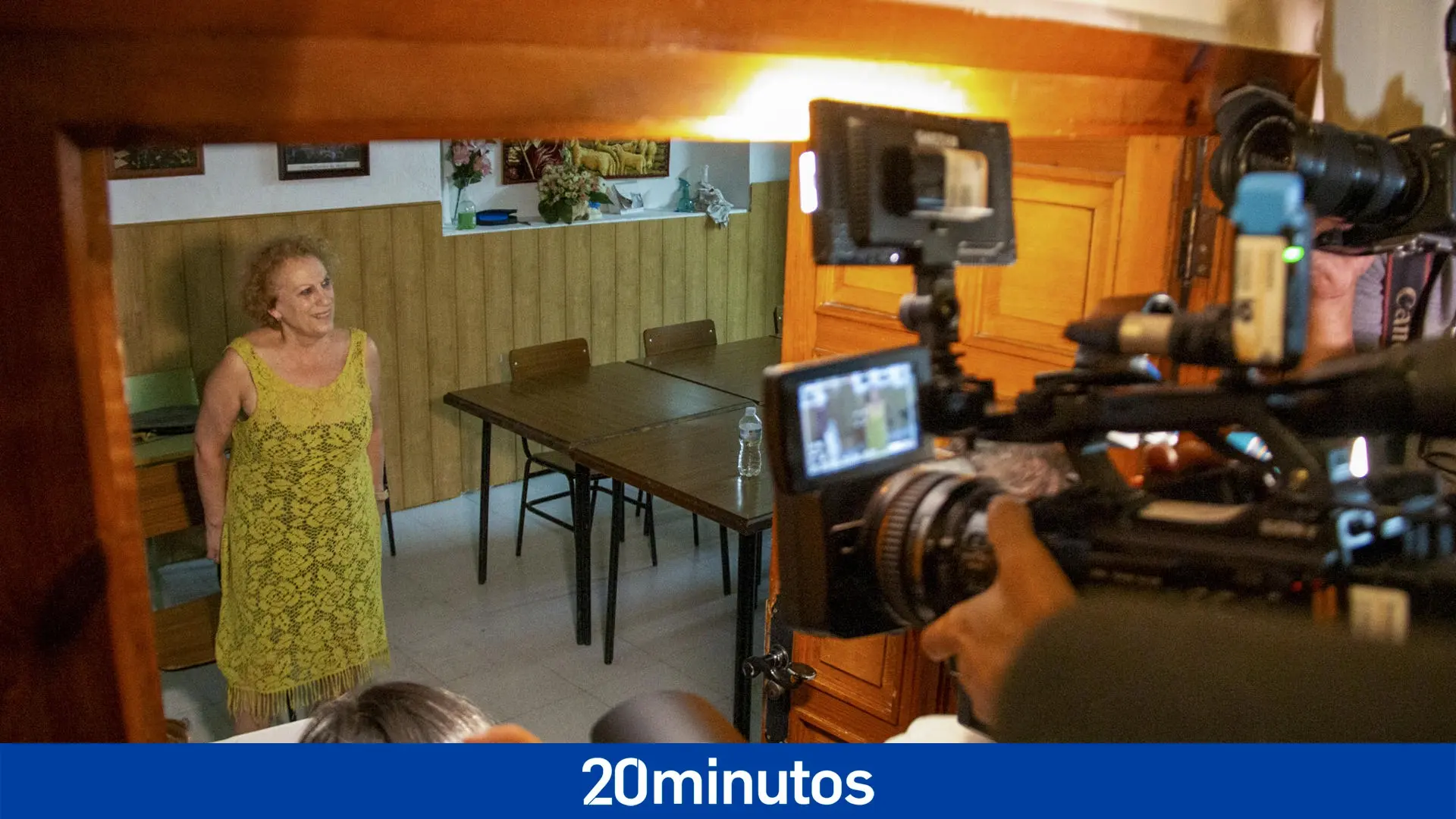 La madre de Rubiales sucumbe a la huelga de hambre y es trasladada al hospital tras sufrir una crisis