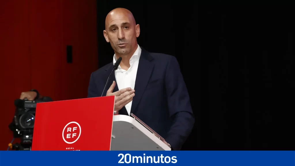 «Me dijo nunca más me llames Luis, llámame presidente», «tiene actitudes de Torrente»…