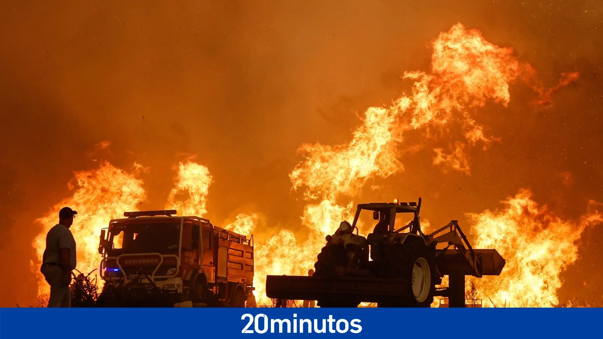 cuatro personas heridas y 400 efectivos luchando contra las llamas