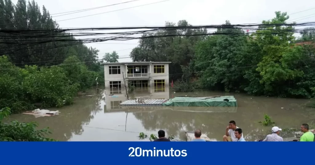 hay 100.000 evacuados y dos muertos hay 100.000 evacuados y dos muertos