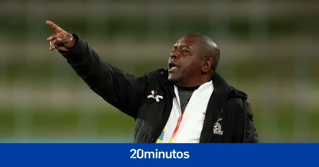 investigado el seleccionador de Zambia por tocar el pecho a una jugadora investigado el seleccionador de Zambia por tocar el pecho a una jugadora