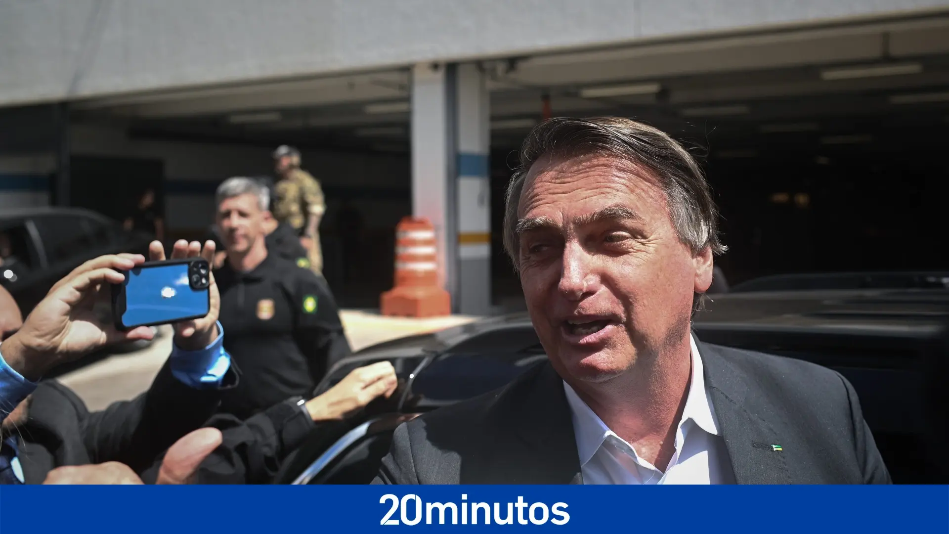 registran dos de sus domicilios