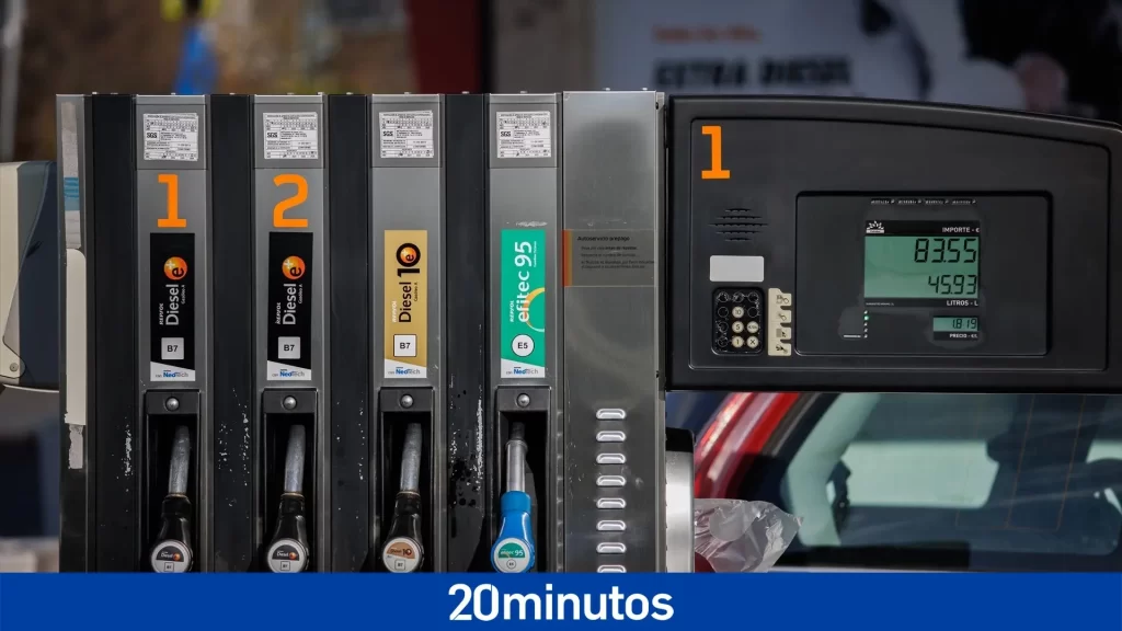 ¿Cuál es el día más barato para echar gasolina?