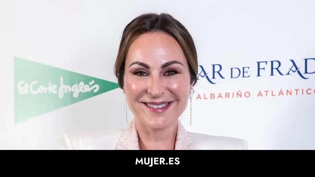 Ana Milán vuelve a inspirarnos con un ‘look’ que reúne todas las tendencias de invitada para el otoño