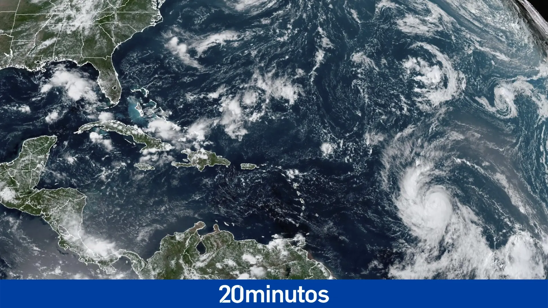 Lee es ya un poderoso huracán de categoría 4 y se forma la tormenta tropical Margot Lee es ya un poderoso huracán de categoría 4 y se forma la tormenta tropical Margot
