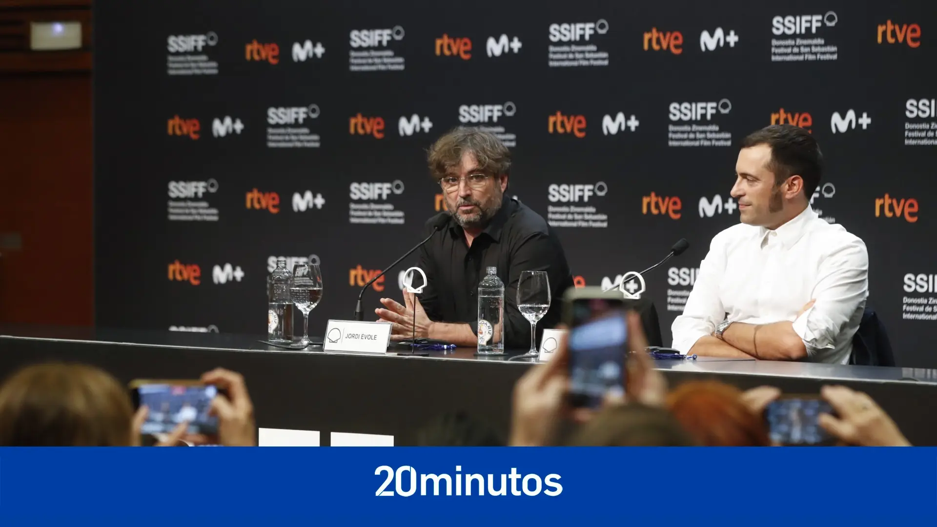«No puedo tener una opinión personal formada de una persona que no conozco»