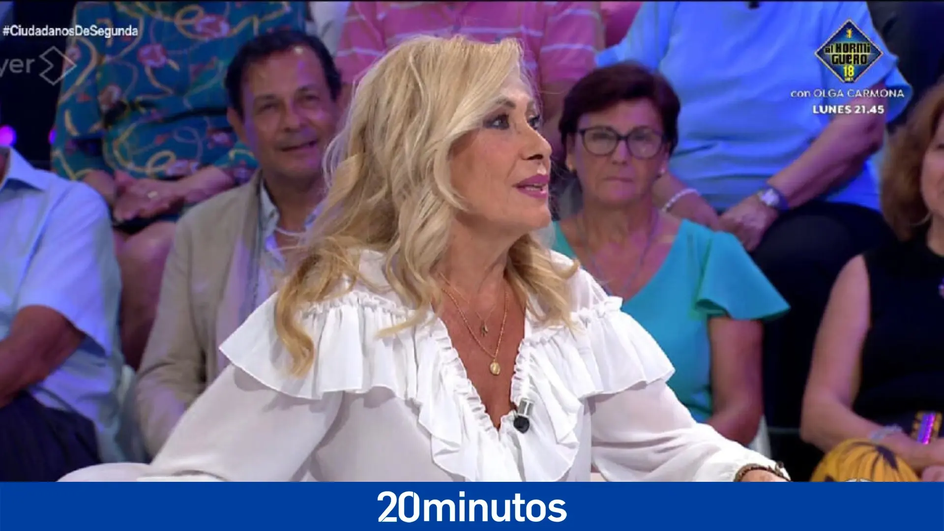 Rosa Benito salta inesperadamente a Antena 3 para participar en ‘Hablando en plata’, especial presentado por Sonsoles Ónega Rosa Benito salta inesperadamente a Antena 3 para participar en ‘Hablando en plata’, especial presentado por Sonsoles Ónega