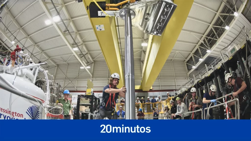 Un experimento demuestra que la antimateria responde a la gravedad y cae hacia abajo como la materia