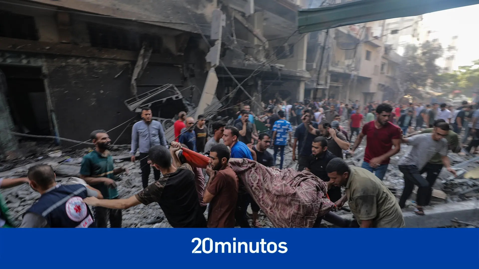 «Aún estoy vivo», dice un habitante de Gaza, donde los muertos se van sumando por cientos «Aún estoy vivo», dice un habitante de Gaza, donde los muertos se van sumando por cientos