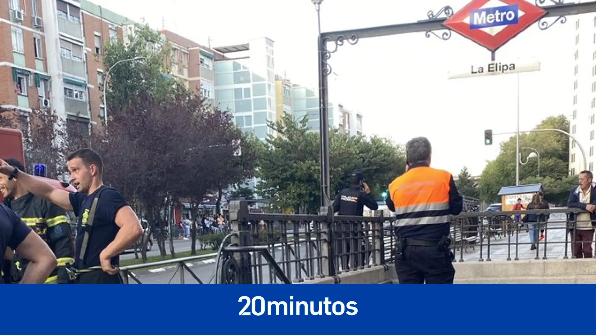 Cortada la Línea 2 del Metro de Madrid por la explosión de la batería de un patinete Cortada la Línea 2 del Metro de Madrid por la explosión de la batería de un patinete
