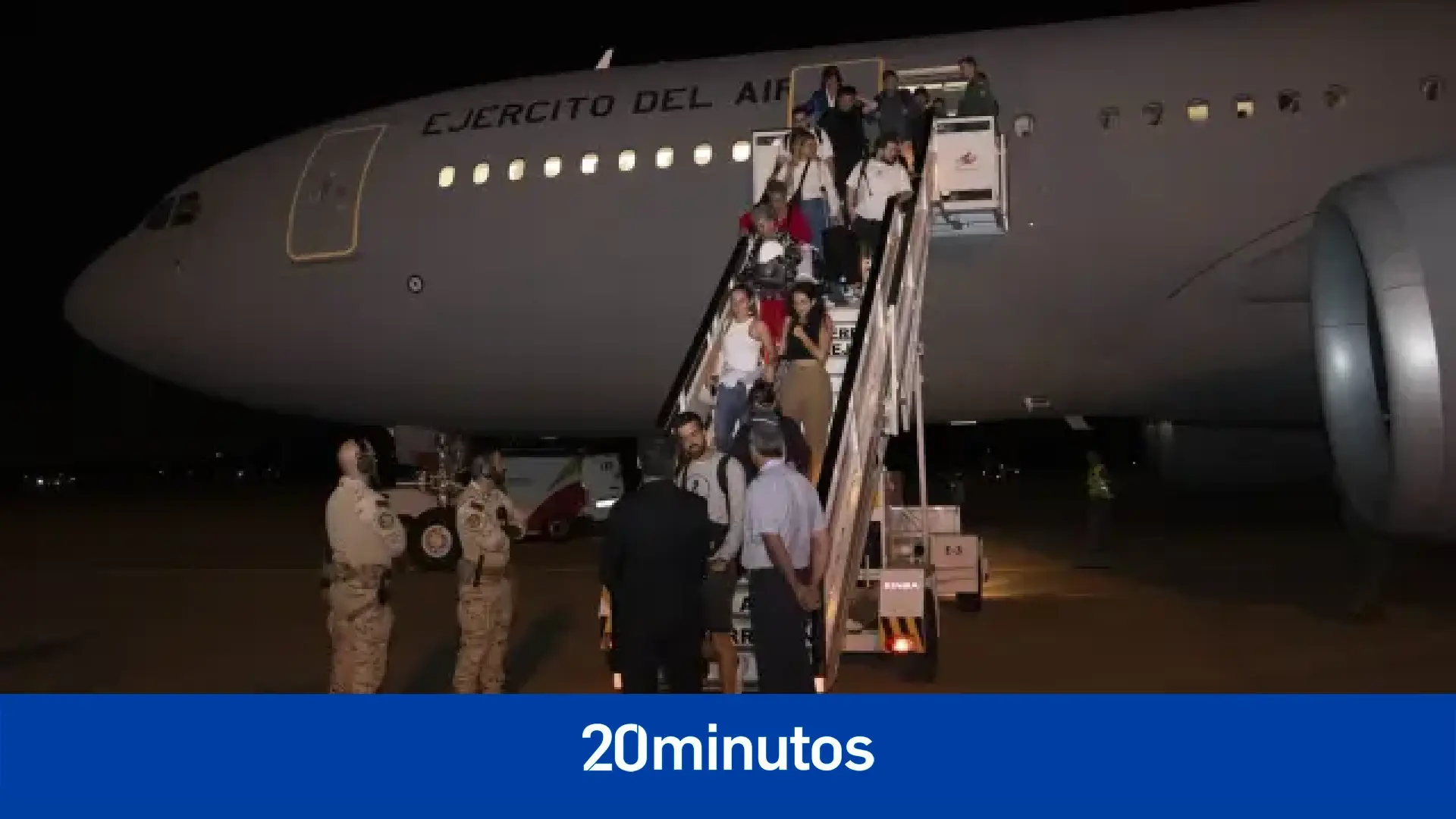 España repatria en dos aviones a más de 400 personas desde Israel