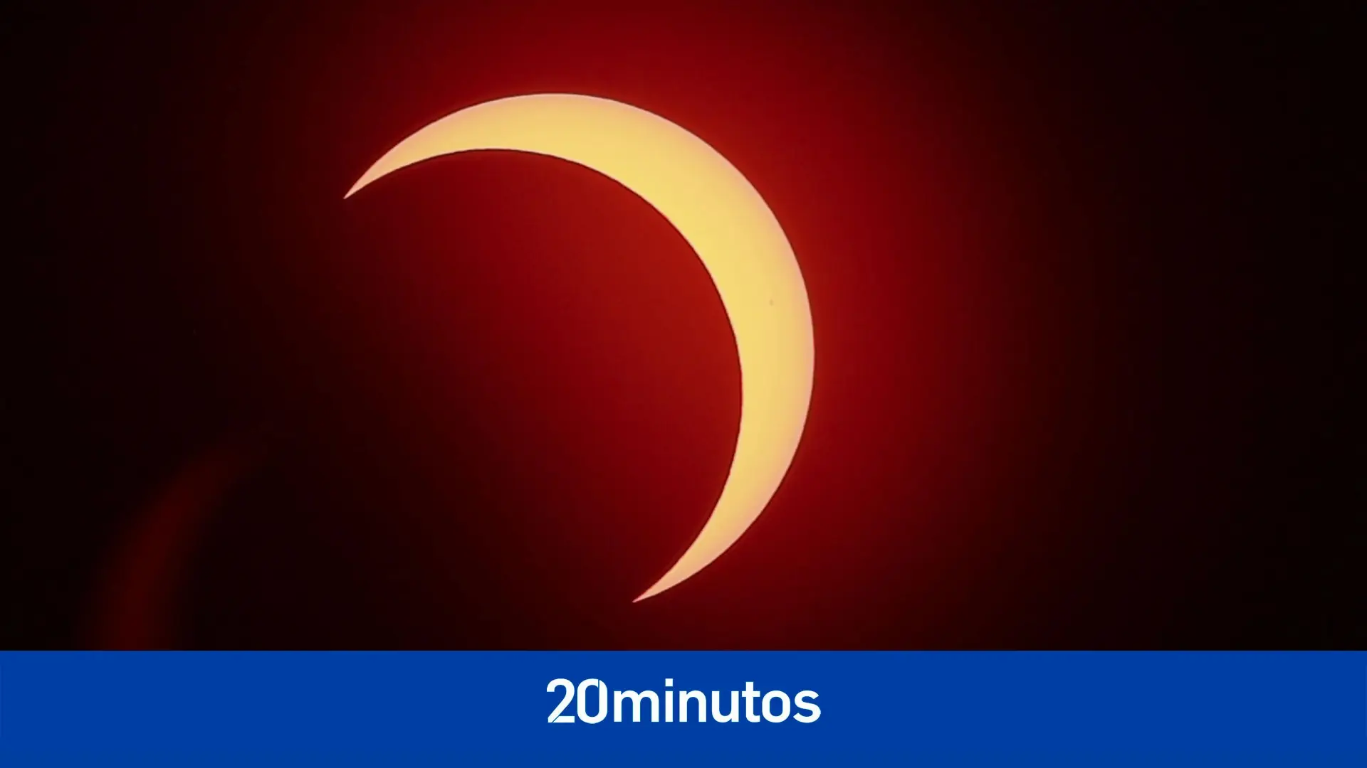 La Luna tapa al Sol dando lugar al eclipse de ‘anillo de fuego’ La Luna tapa al Sol dando lugar al eclipse de ‘anillo de fuego’