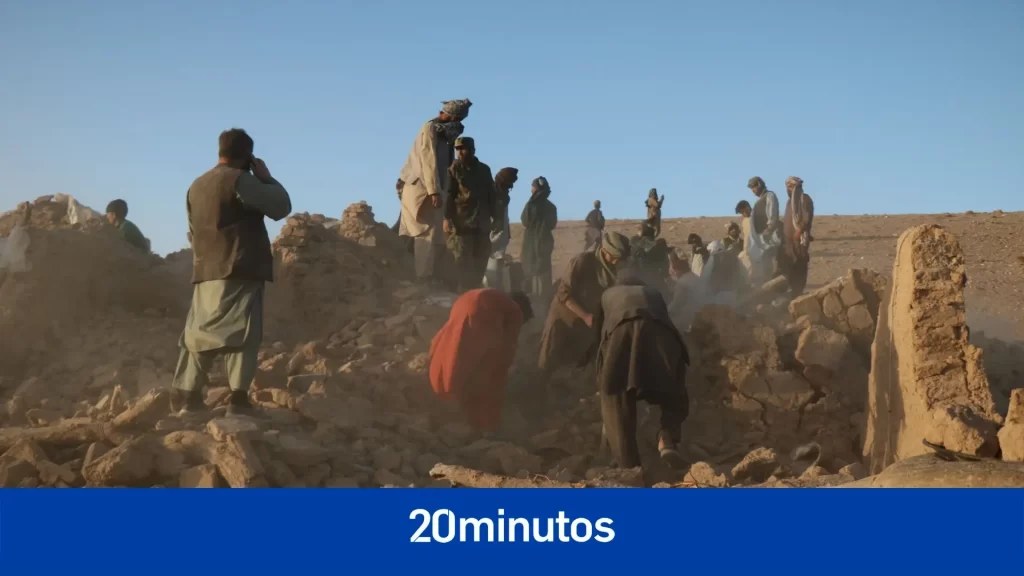 Un terremoto de 6,3 sacude otra vez la región afgana de Herat días después de otro seísmo con 2.500 muertos Un terremoto de 6,3 sacude otra vez la región afgana de Herat días después de otro seísmo con 2.500 muertos