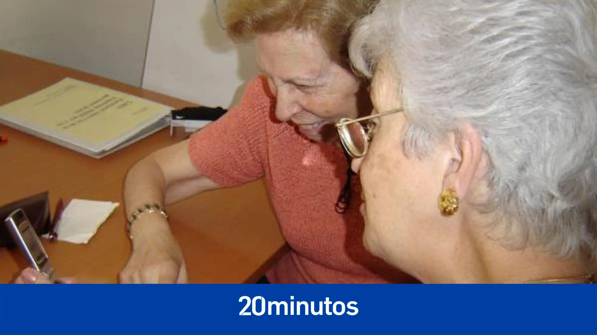 Una IA «con voz real» llamará a mayores de 75 años de Madrid para detectar si están solos Una IA «con voz real» llamará a mayores de 75 años de Madrid para detectar si están solos