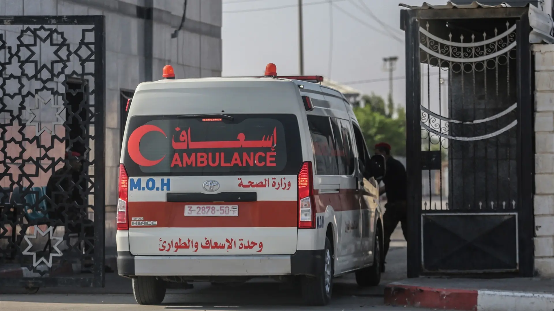 Un médico español, entre los extranjeros que han salido de Gaza por el paso de Rafah Un médico español, entre los extranjeros que han salido de Gaza por el paso de Rafah