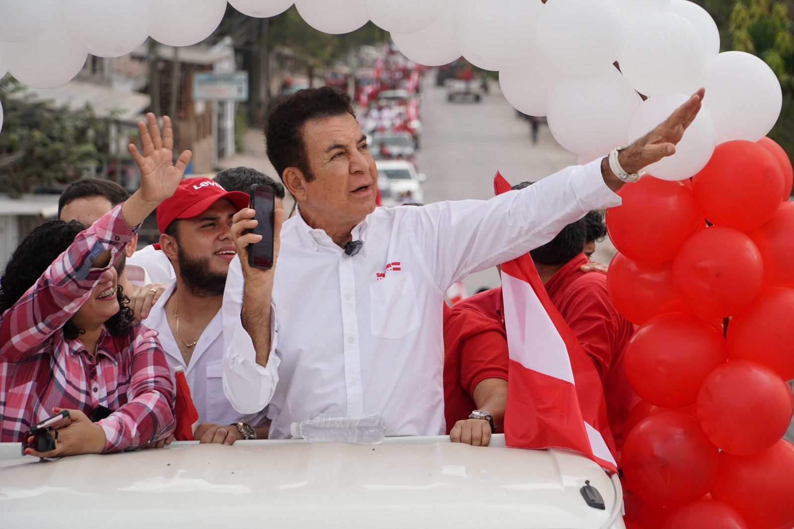 Nasralla llama a formar un bloque nacional contra supuestas acciones oficialistas para frenar elecciones