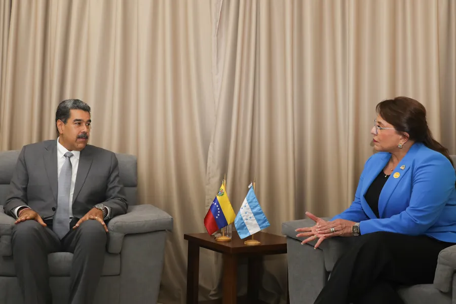 El Partido LIBRE ante la caída de Maduro: repercusiones en la política de Honduras